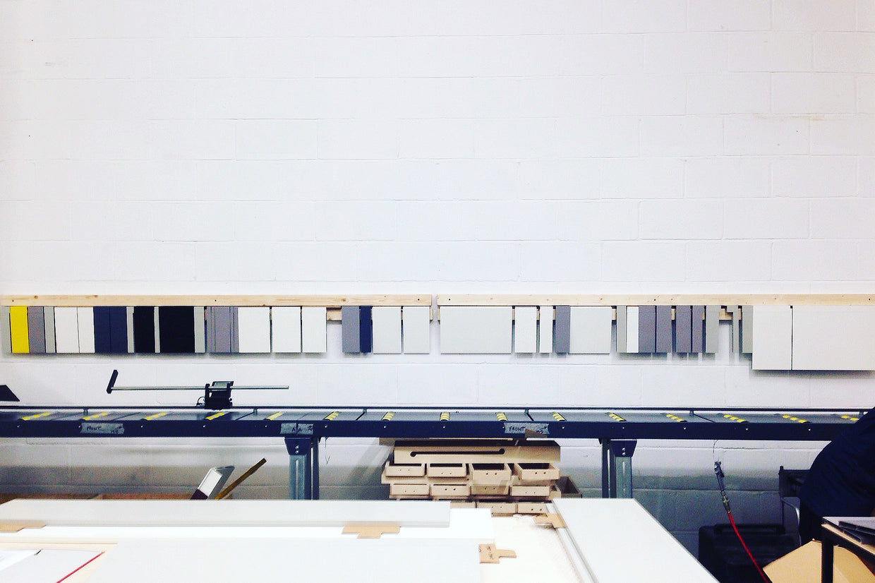 Shelving systems, wall shelving, life cycle, aluminium design