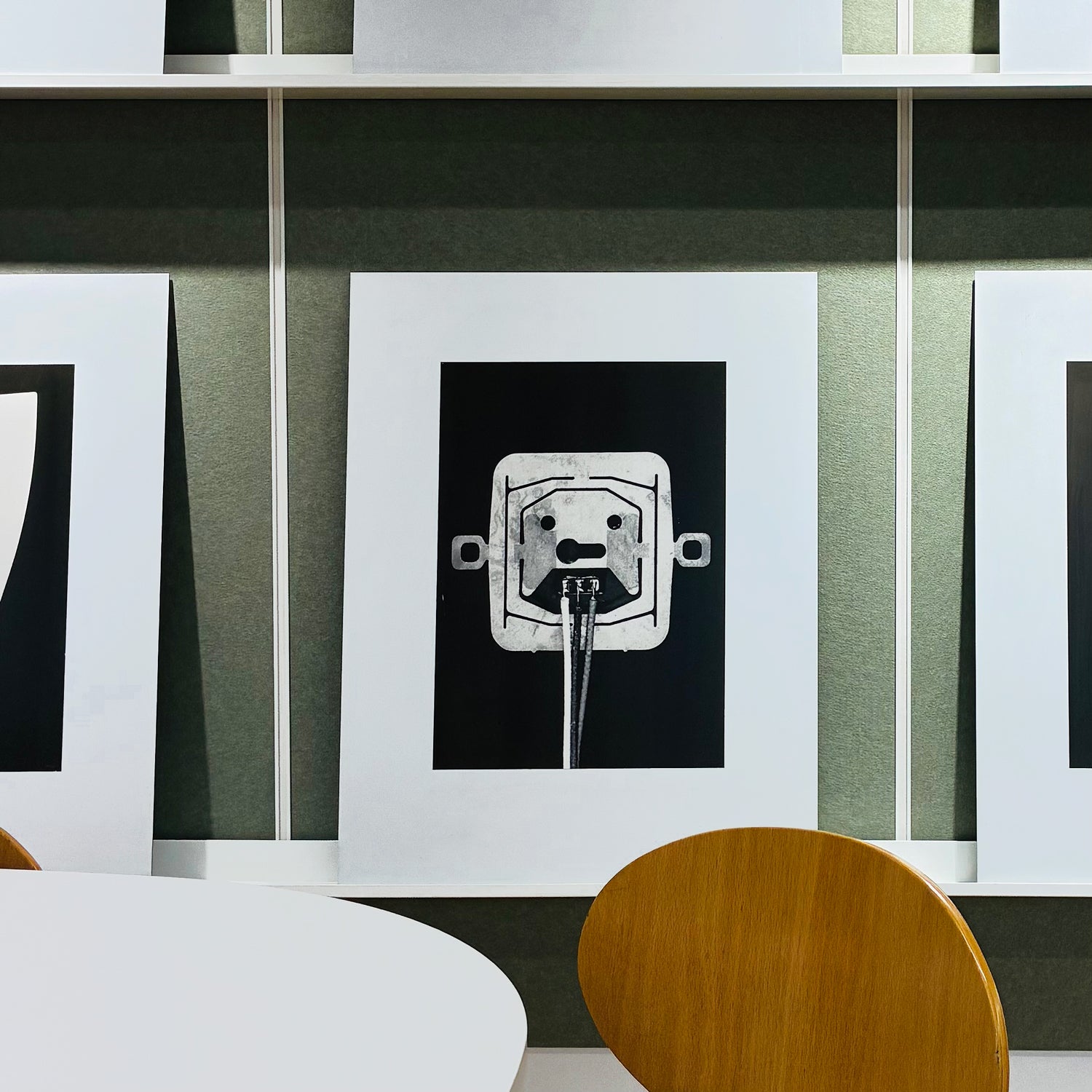 ON&ON display wall with graphic boards and acoustic panels for office meeting room