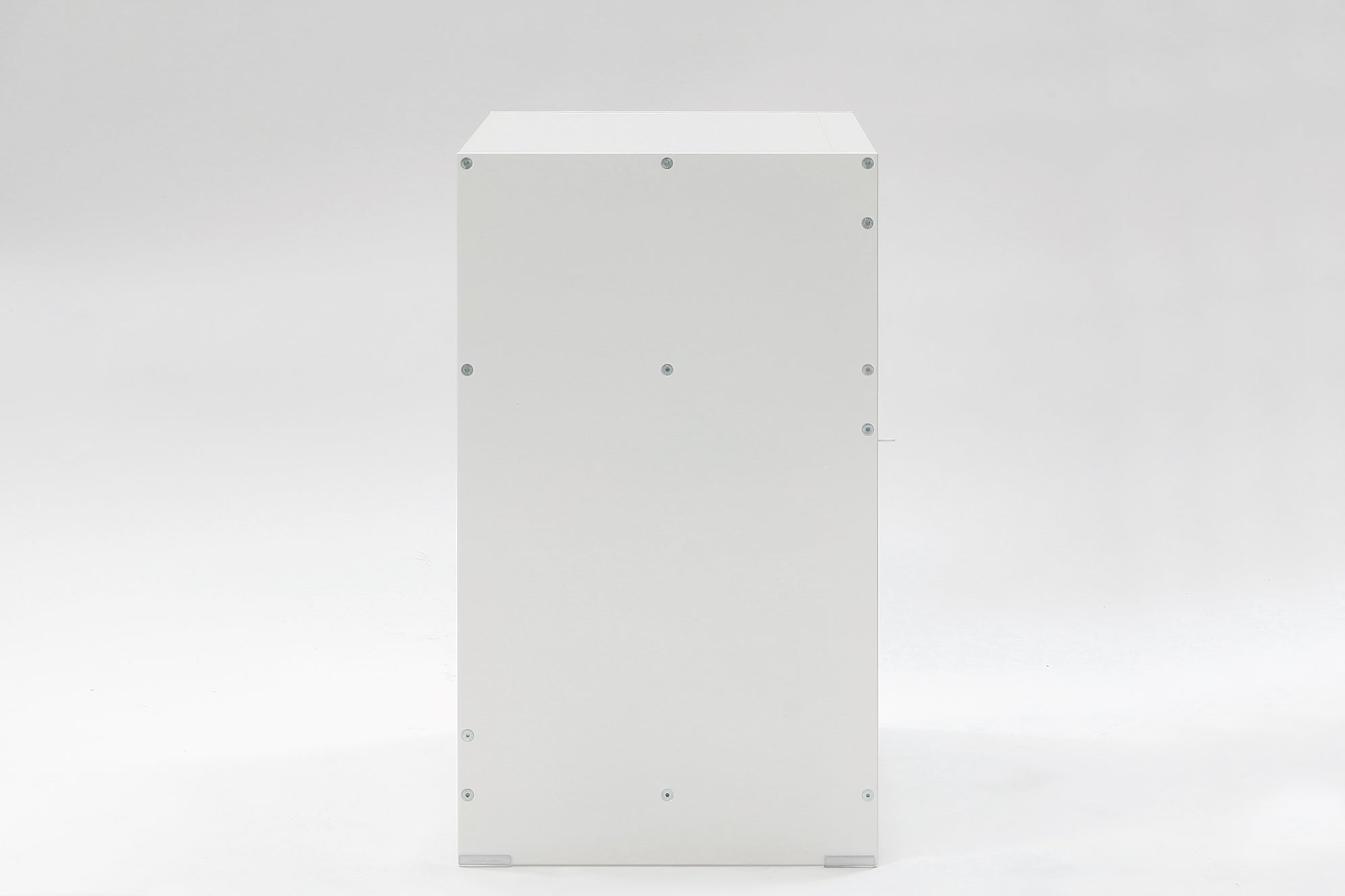 ON&ON H2 aluminium side table, side view in white