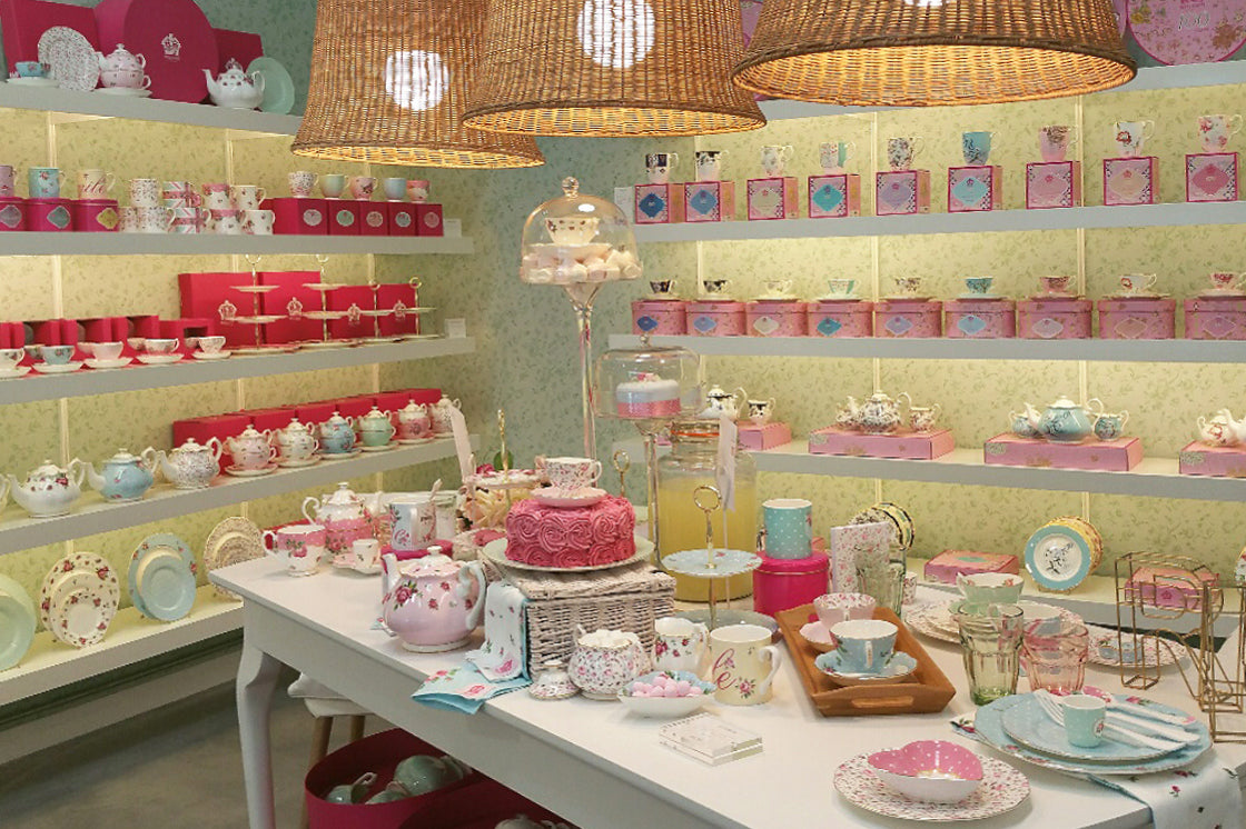 long shelves with lighting for Wedgewood